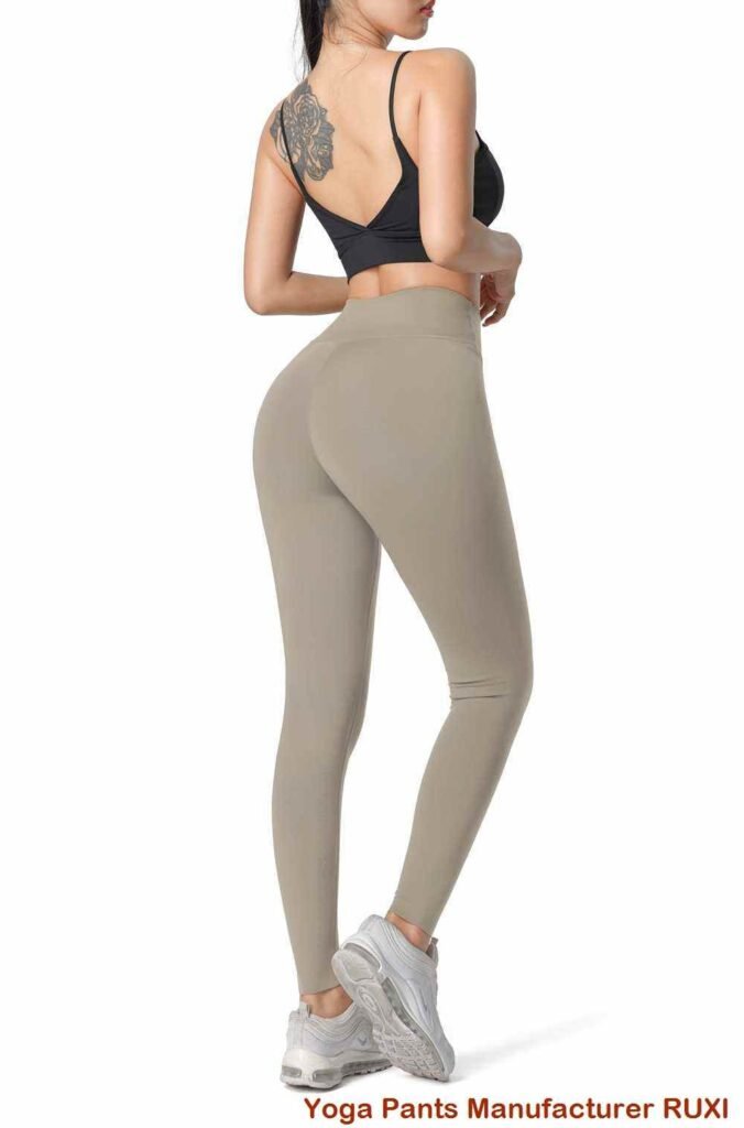 mono de yoga RUXI bn510