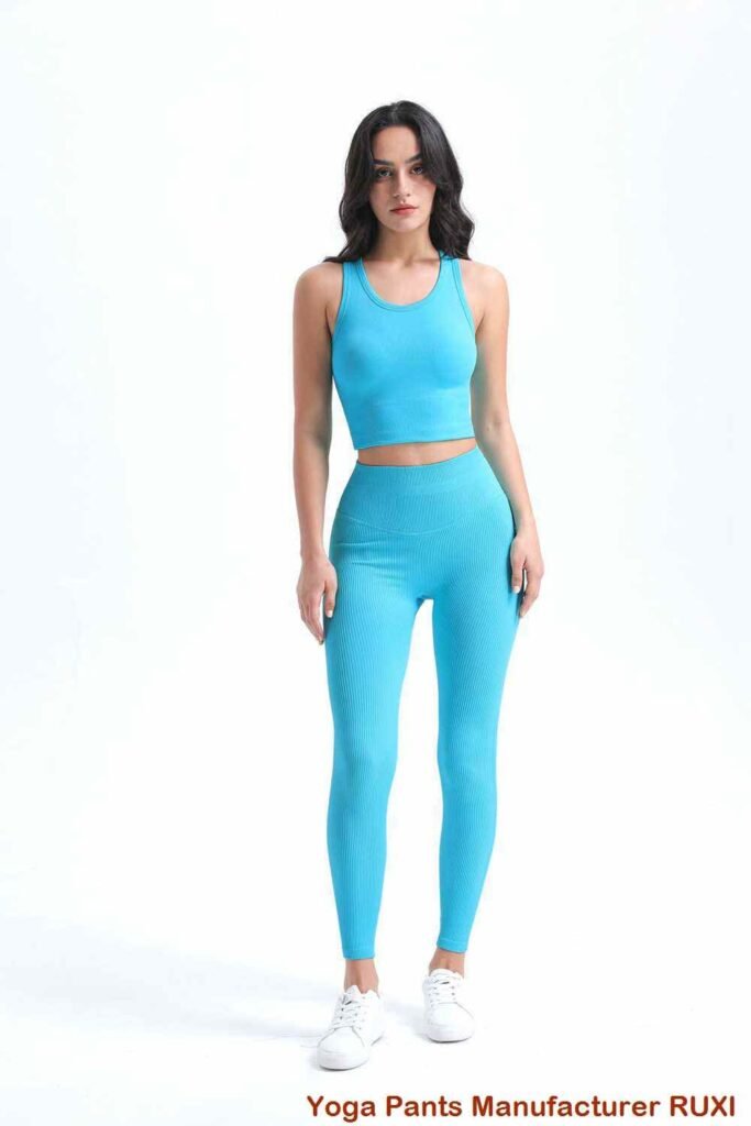 pantalones cortos de entrenamiento de color verde lima RUXI