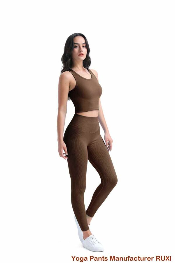 Top de yoga con cuello halter RUXI bn908